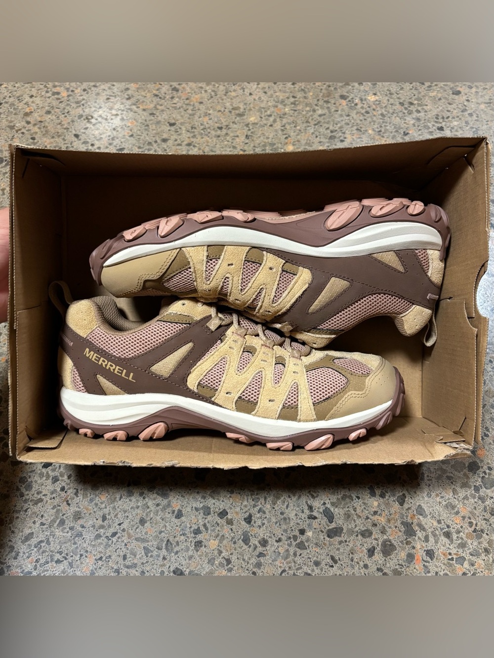 Merrell Accentor 3 Hiking Shoes (Women’s 11) Tan, Cream, Off, White,Brown, Pink